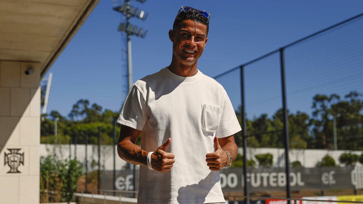 Tes Medis Selesai, Ronaldo Akan Dikontrak Dua Tahun