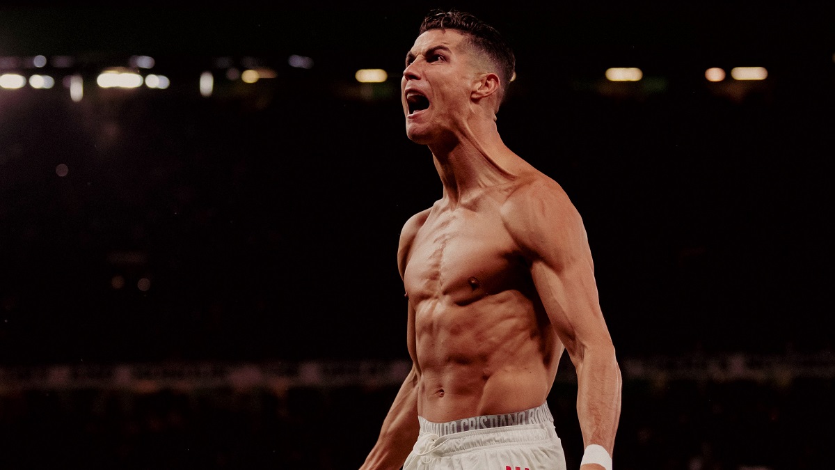 Ferguson Meminta Ronaldo yang Terobsesi Berhenti Berlatih Saat Masa Pertama di MU