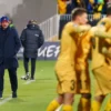 Dibantai 1-6, Supporter AS Roma Menyalahkan Mourinho